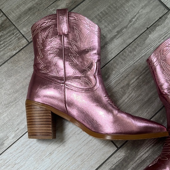 Billini Pink Metallic Western Boots - Picture 4 of 12